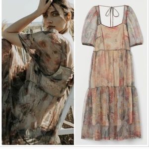H&M Blogger Fav.Floral Tulle dress w/puff sleeves